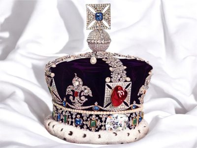 viên Hồng ngọc Hoàng tử Đen (Black Prince’s Ruby)
