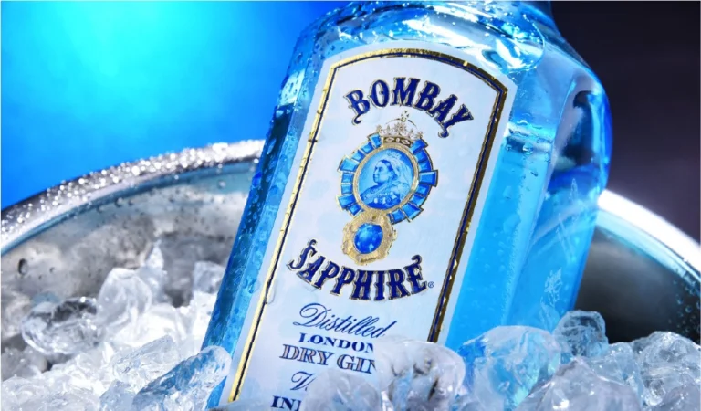 Câu chuyện về Bombay Sapphire: Từ lịch sử lâu đời đến biểu tượng hiện đại của rượu gin cao cấp